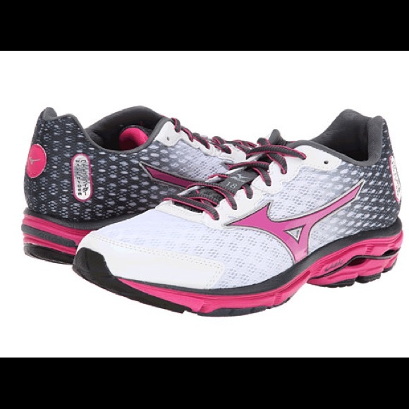 wave rider tennis shoes